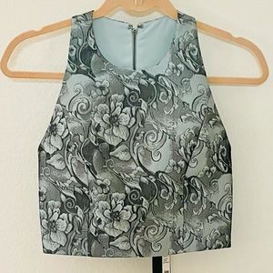 NWT Alice + Olivia by Stacey Bendet floral jacquard crop top, size 2